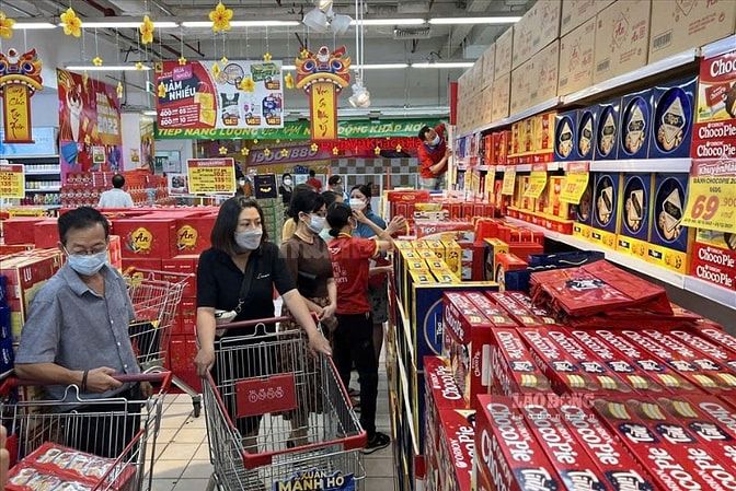 Cận Tết Nhu Cầu Mua Sắm Cao Bổ Sung Thêm Nhân Viên Tại Lotte Mart