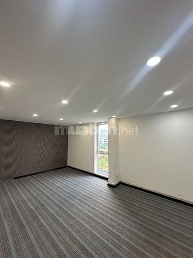 Nhà căn góc 2 mặt tiền, tọa lạc tại khu CCCC Lakeview - CII Thủ Thiêm 