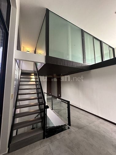 Nhà căn góc 2 mặt tiền, tọa lạc tại khu CCCC Lakeview - CII Thủ Thiêm 