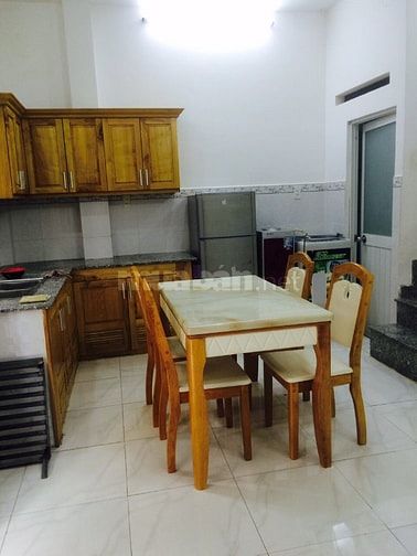 Cho thuê nhà nguyên căn , 8tr/th, 1 lầu, ngay chợ Tân Trụ.Q.Tân Bình