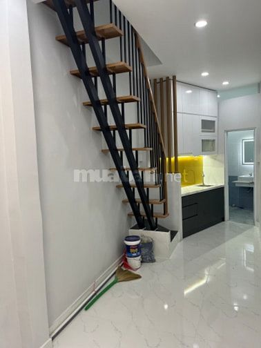 Dưới 2 tỷ sở hữu nhà gần bến xe miền Tây . 37m2 sử dụng có sổ hồng