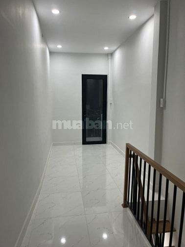 Dưới 2 tỷ sở hữu nhà gần bến xe miền Tây . 37m2 sử dụng có sổ hồng