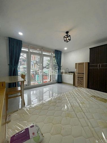 Cho thuê phòng trọ cao cấp ful nôi thất, phòng 18m2,  có thang máy