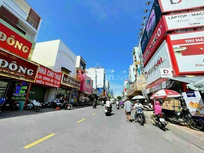 Bán nhà đường Thoại Ngọc Hầu diện tích: 492m2, (12*41m), Quận Tân Phú