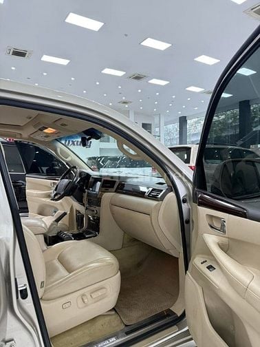 Bán Lexus LX570 nhập Mỹ, sản xuất 2014, xe chạy ít cực mới.