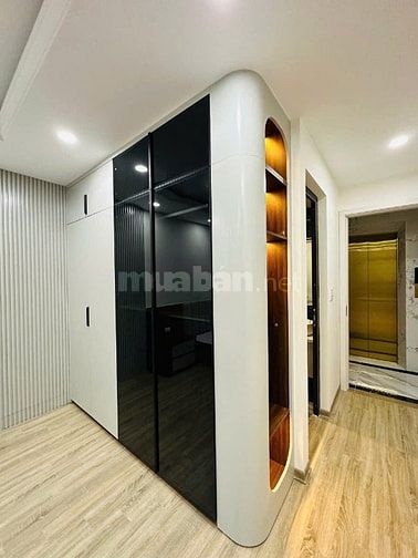 SIÊU PHẨM NHÀ ĐẸP 6 TẦNG LÔ GÓC TÂN MAI 40M2 NHỈNH 9 TỶ THANG MÁY OTO.