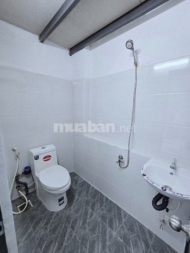 Ngay PHẠM VĂN ĐỒNG, Phòng mới 30m2 rộng rãi, an ninh, Linh Đông, T Đức