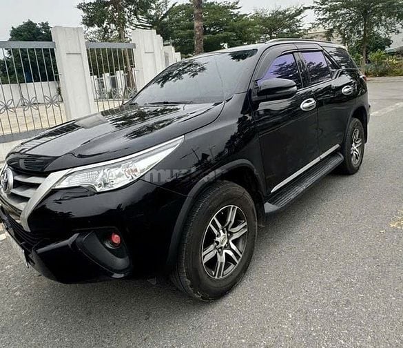 Toyota Fortuner 2019 2.4G 4x2 AT - 62000 km 30 /5 số rất đẹp