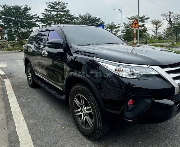 Toyota Fortuner 2019 2.4G 4x2 AT - 62000 km 30 /5 số rất đẹp