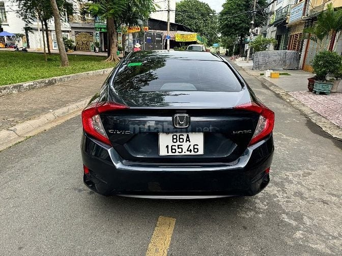 Honda Civic 1.8G Vin 2020 Đk T1/2021 màu xanh xe nhập Thái 