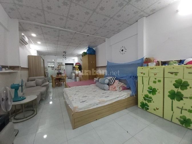 Bán gấp nhà sát Hồng Lạc, Tân Bình, 70m2, ngang 4m, 4PN, chỉ 6 tỷ 100