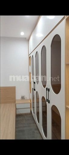 BÁN NHÀ GẦN PHỐ QUAN NHÂN 8,2 TỶ NHÀ 34 M2 X 6 TẦNG THANG MÁY