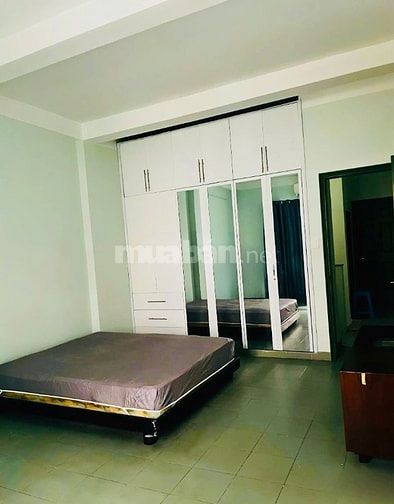 Cho thuê nhà hẻm xe hơi 40/5A Lam Sơn, Phường 2, Tân Bình - ngang 5m