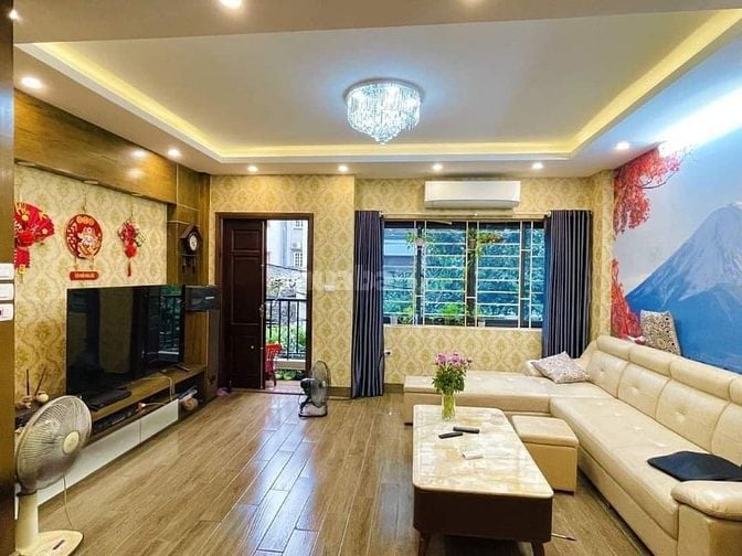 Bán nhà phố Đông Tác TW Đống Đa mặt ngõ thông KD sổ 33m2 giá 4...tỷ