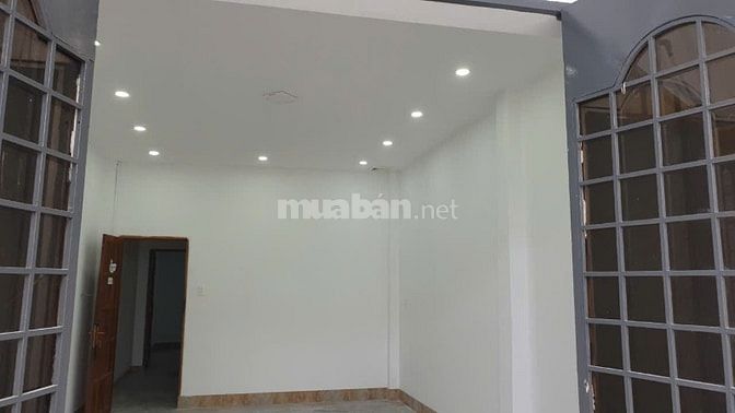 Bán nhà đường Đinh Bộ Lĩnh Bình Thạnh 4x17.5=69m2 đối diện BX Miền Đôg