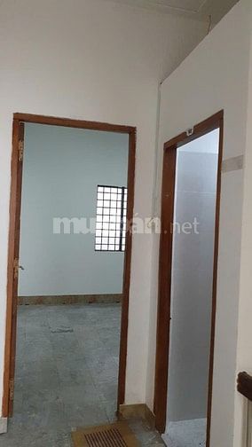 Bán nhà đường Đinh Bộ Lĩnh Bình Thạnh 4x17.5=69m2 đối diện BX Miền Đôg