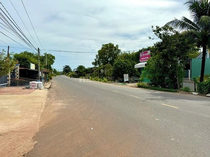 Cần bán lô đất ngay gần Chợ Lộc Hưng - Thị Xã Trảng Bàng