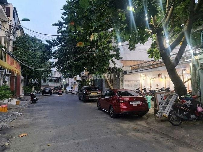 CHO THUÊ NHÀ KHU K300 NGANG 5M HẺM XE TẢI NÉ NHAU GIÁ 25 TRIỆU