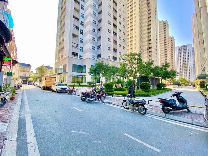 BÁN NHÀ 5 TẦNG KĐT MẬU LƯƠNG ,NHÀ  ĐẸP FULL NỘI THẤT,KINH DOANH ĐỈNH