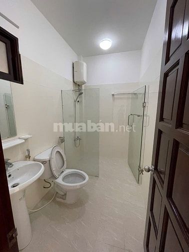 Mặt tiền đường Hoa Lan, Phú Nhuận, 38 triệu, 64m2, 4 tầng. Nhà mới