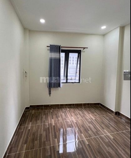Bán gấp nhà mới Phạm Ngũ Lão Q1 chỉ 4,55 tỷ 4 tầng.