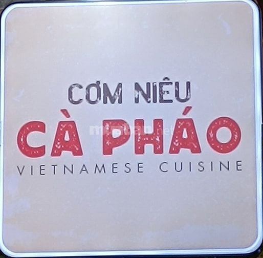 NHÀ HÀNG CƠM NIÊU CÀ PHÁO CẦN TUYỂN