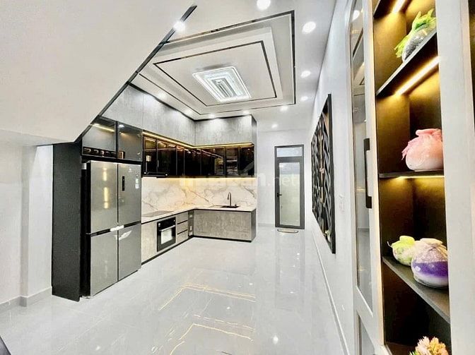 Kẹt tiền bán gấp căn Bàn Cờ,F3, Quận 3 chỉ 3tỷ450/60m2.Thu nhập 25tr/