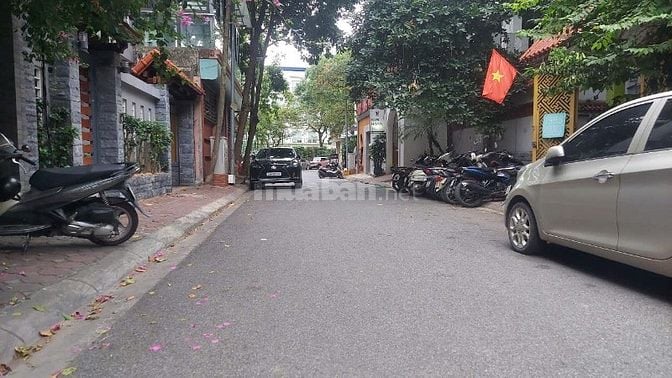 Liên kề khu Liên Cơ, Mỹ Đình. Dt 107m2, MT 6m, xây 5 tầng. Ô tô tránh