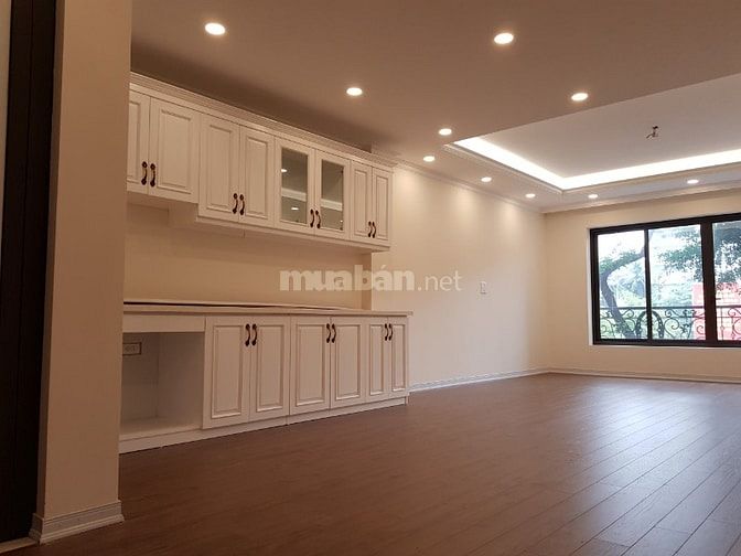 Liên kề khu Liên Cơ, Mỹ Đình. Dt 107m2, MT 6m, xây 5 tầng. Ô tô tránh