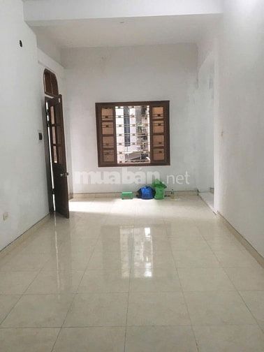 Chính chủ bán nhà ngõ 16 Hoàng Cầu,Đống Đa,MT8m,DT 57mx4T,3 mặt thoáng
