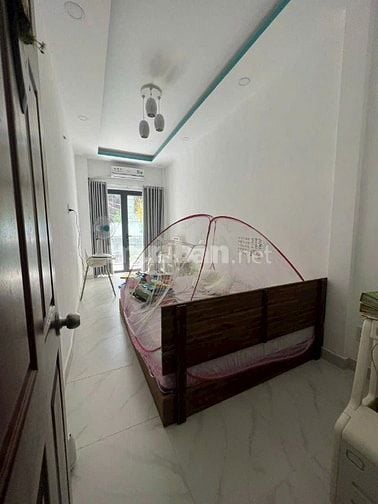 Nhà mặt tiền nhỏ xinh mua cho con ở học hoặc vợ chồng trẻ Dt: 27m