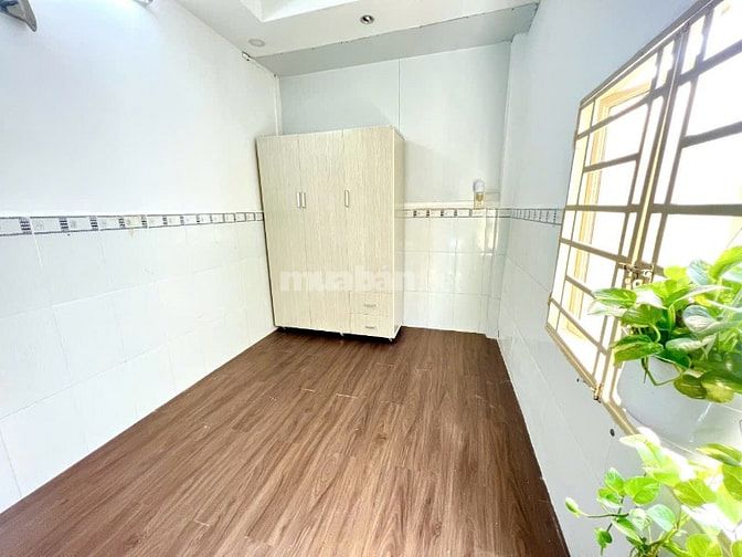 Cho thuê nhà hẻm 7m Đặng Văn Ngữ P.13 Quận Phú Nhuận giá 13 triệu 