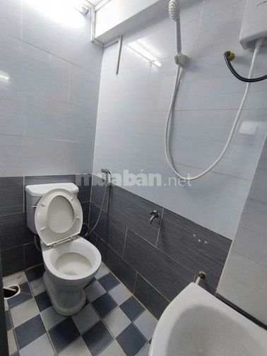 Cho thuê nhà 2MT Lãnh Binh Thăng P.13 Quận 11 giá 14 triệu – 45m2 