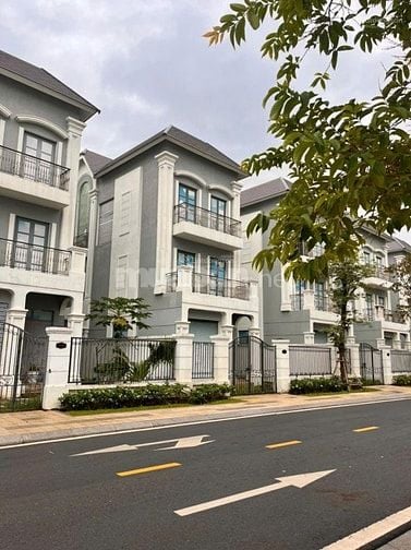 Biệt Thự Đơn Lập Sông 46 tỷ . TOP giá Tốt khu Biệt Thự Vinhomes Grand 