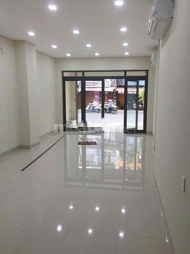 Cho thuê nhà  458 đường 3/2, phường 14, quận 10