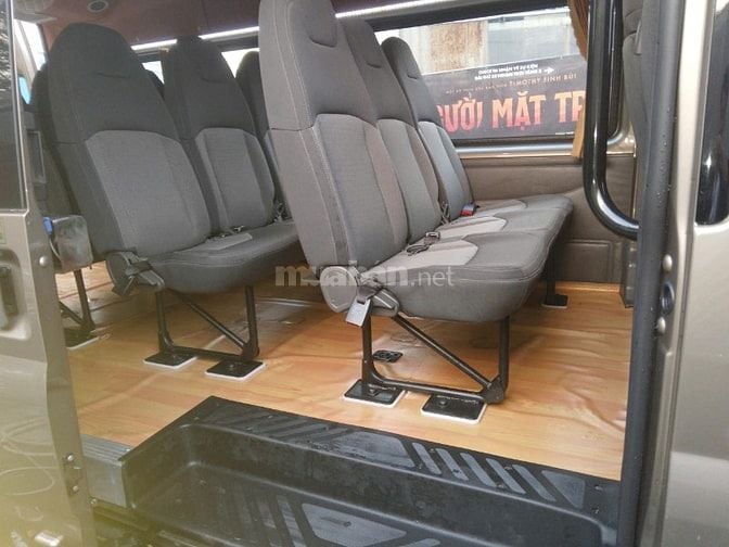 Bán xe ford transit 2023 chính chủ, bảo hành hãng