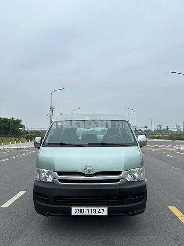 Bán Toyota Hiace tải van 3 chỗ đời 2010,máy dầu,tải 900kg