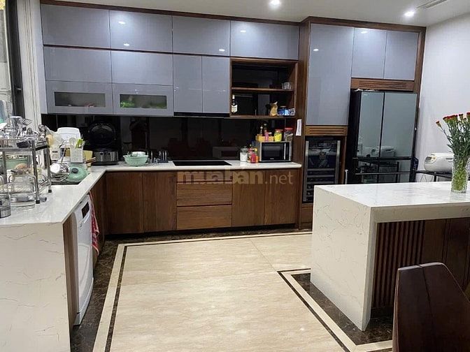 Bán biệt thự giai đoạn 1 Ciputra 180m2 nhà đẹp