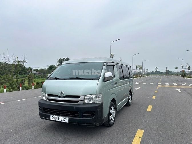 Bán Toyota Hiace tải van 3 chỗ đời 2010,máy dầu,tải 900kg