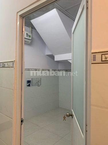 BÁN NHÀ ĐẸP RỰC RỠ HUỲNH TẤN PHÁT - NHÀ BÈ - 58M2 - TẶNG NỘI THẤT