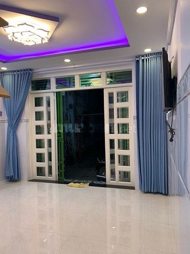 BÁN NHÀ ĐẸP RỰC RỠ HUỲNH TẤN PHÁT - NHÀ BÈ - 58M2 - TẶNG NỘI THẤT