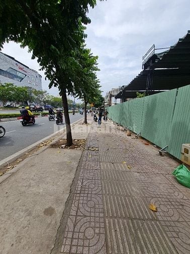 Mặt bằng ngay phạm văn đồng và kha vạn cân siêu víp