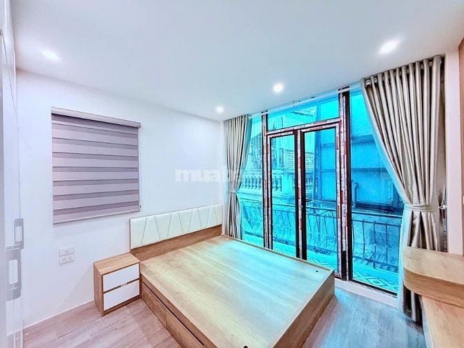 Bán nhà đẹp tại Lệnh Cư Đống Đa DTsd 40m - 4 tầng - giá chỉ 7,85 tỷ