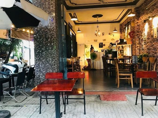 CẦN SANG QUÁN CAFE GÓC 2 MẶT TIỀN