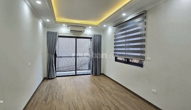 Căn góc-ngõ oto thông -37m2*6T-Thang máy-đầu Phố Lương Khánh Thiện 