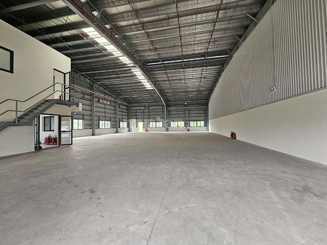 Cho thuê kho xưởng hiện đại KCN Lê Minh Xuân, Bình Chánh, KV : 1.800m2