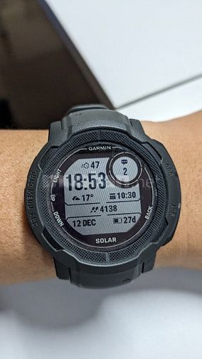 Garmin 2 Instinct Solar mới mua 8/2024