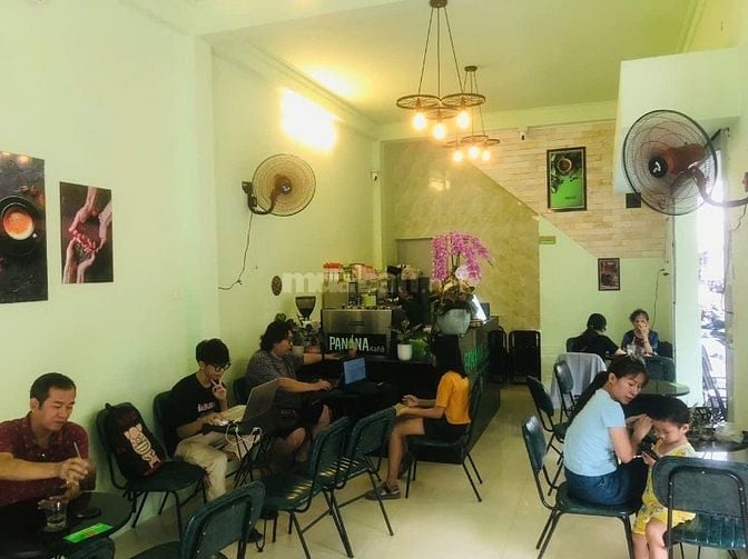 Sang nhuong gấp quán cafe Tân Bình