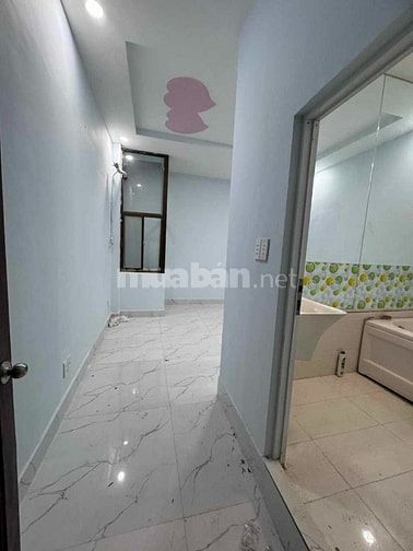 Chính chủ bán nhà HXH Nguyễn Sơn, 3 tầng, 50m², giá 5.15 tỷ TL.