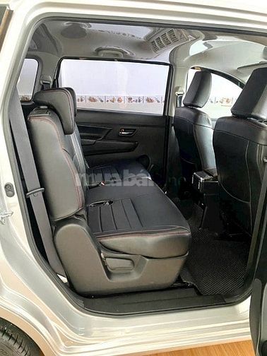 Xe 7 chổ số tự động Suzuki Ertiga Hybrid 2022 nhập khẩu